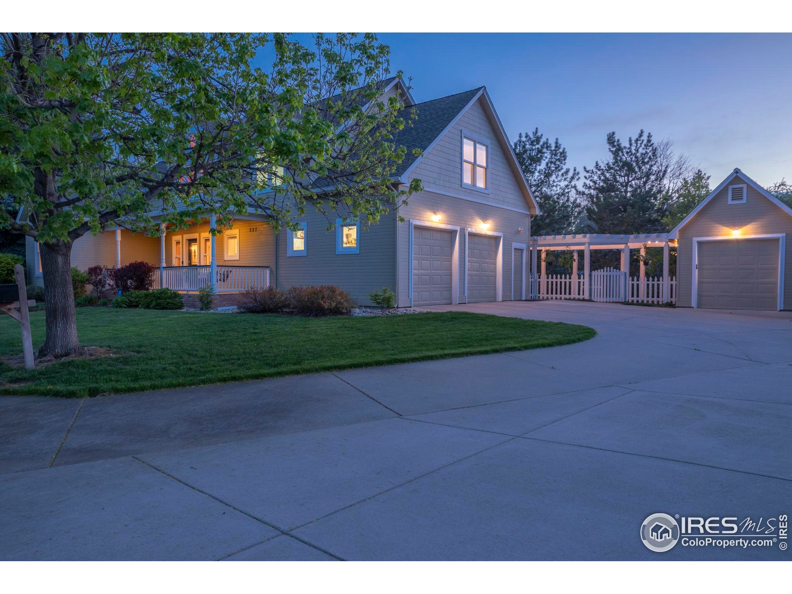 227 McKinley Park Ln