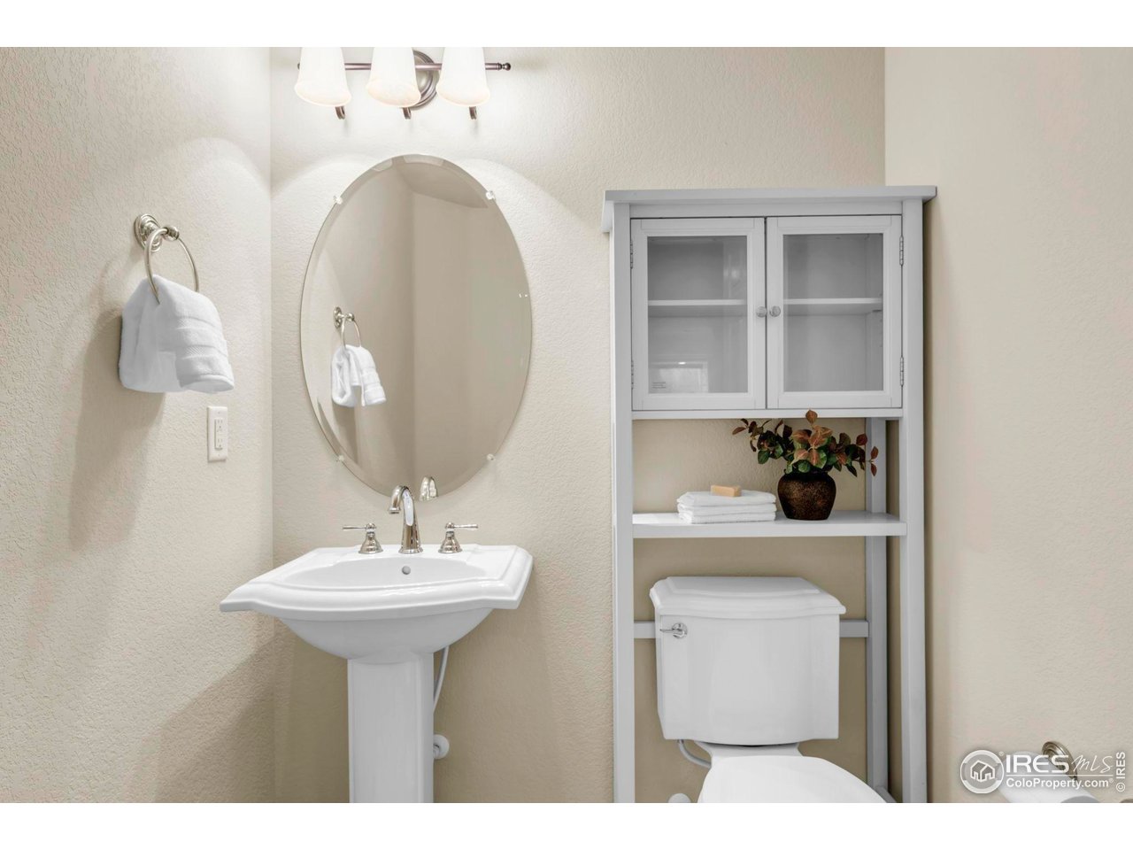 4518 Silver Mountain Loop