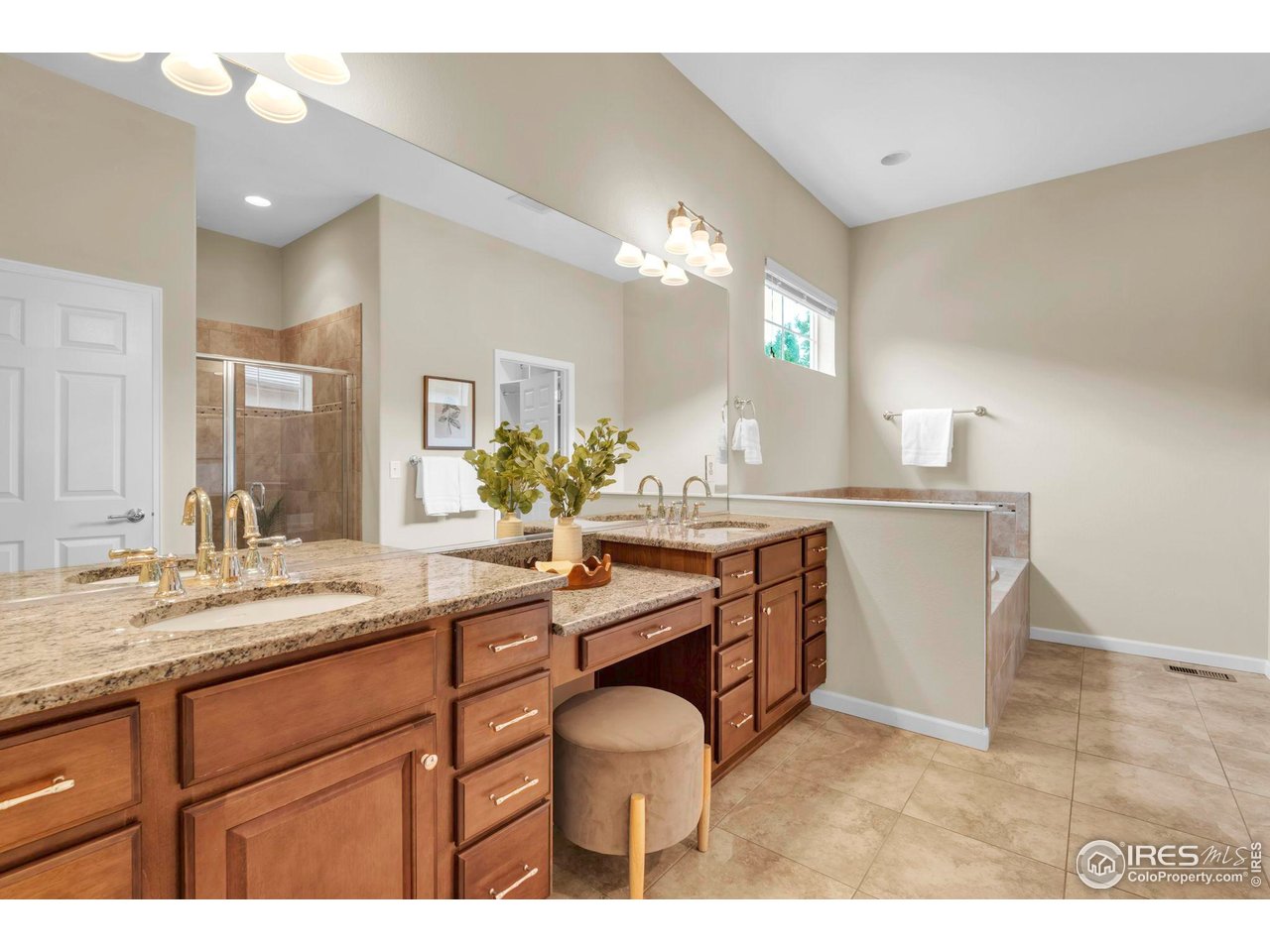 4518 Silver Mountain Loop