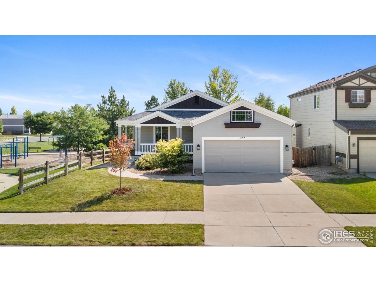 687 S Beshear Ct