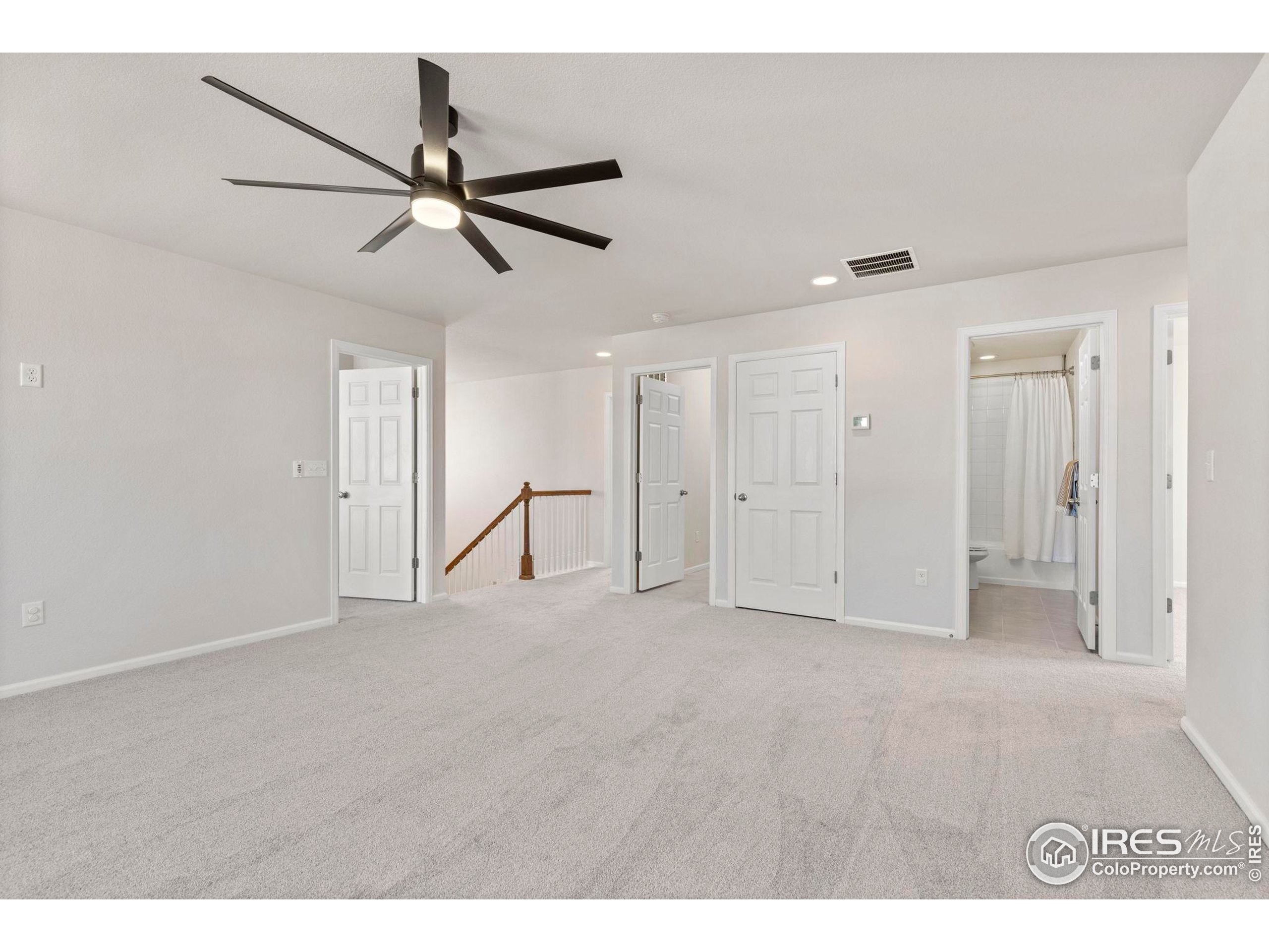 800 Boulder Peak Ave