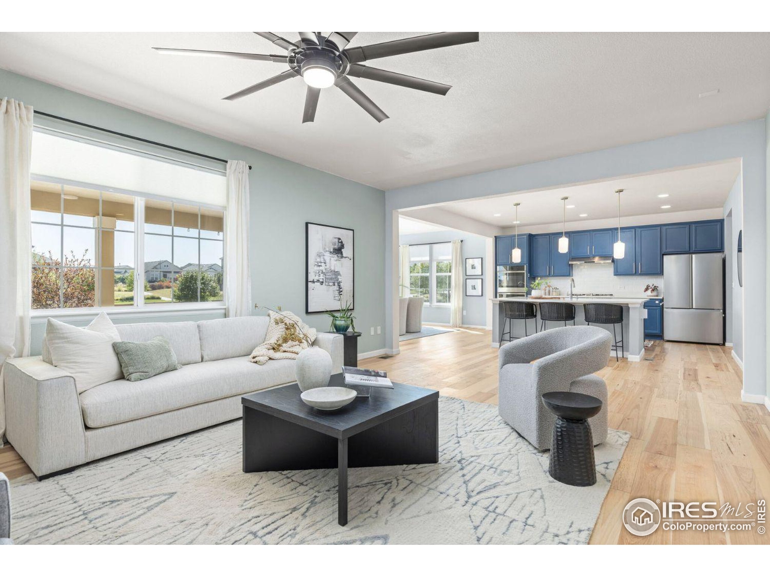 800 Boulder Peak Ave