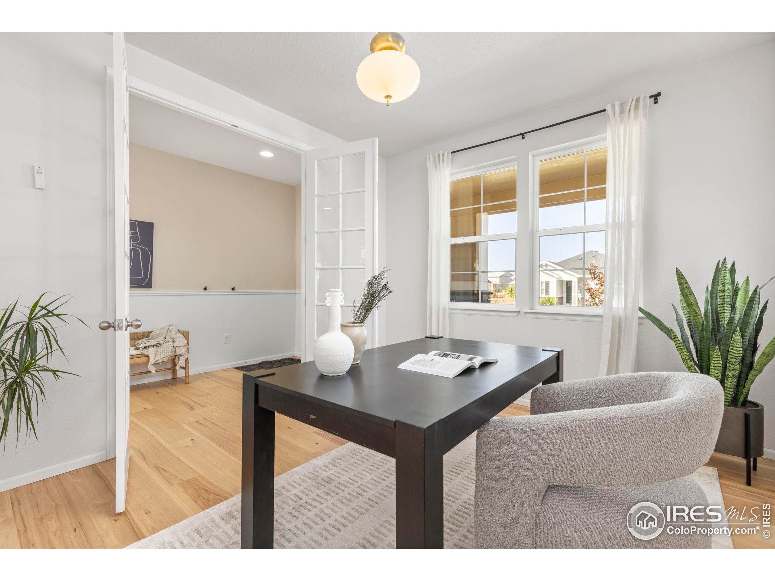 800 Boulder Peak Ave