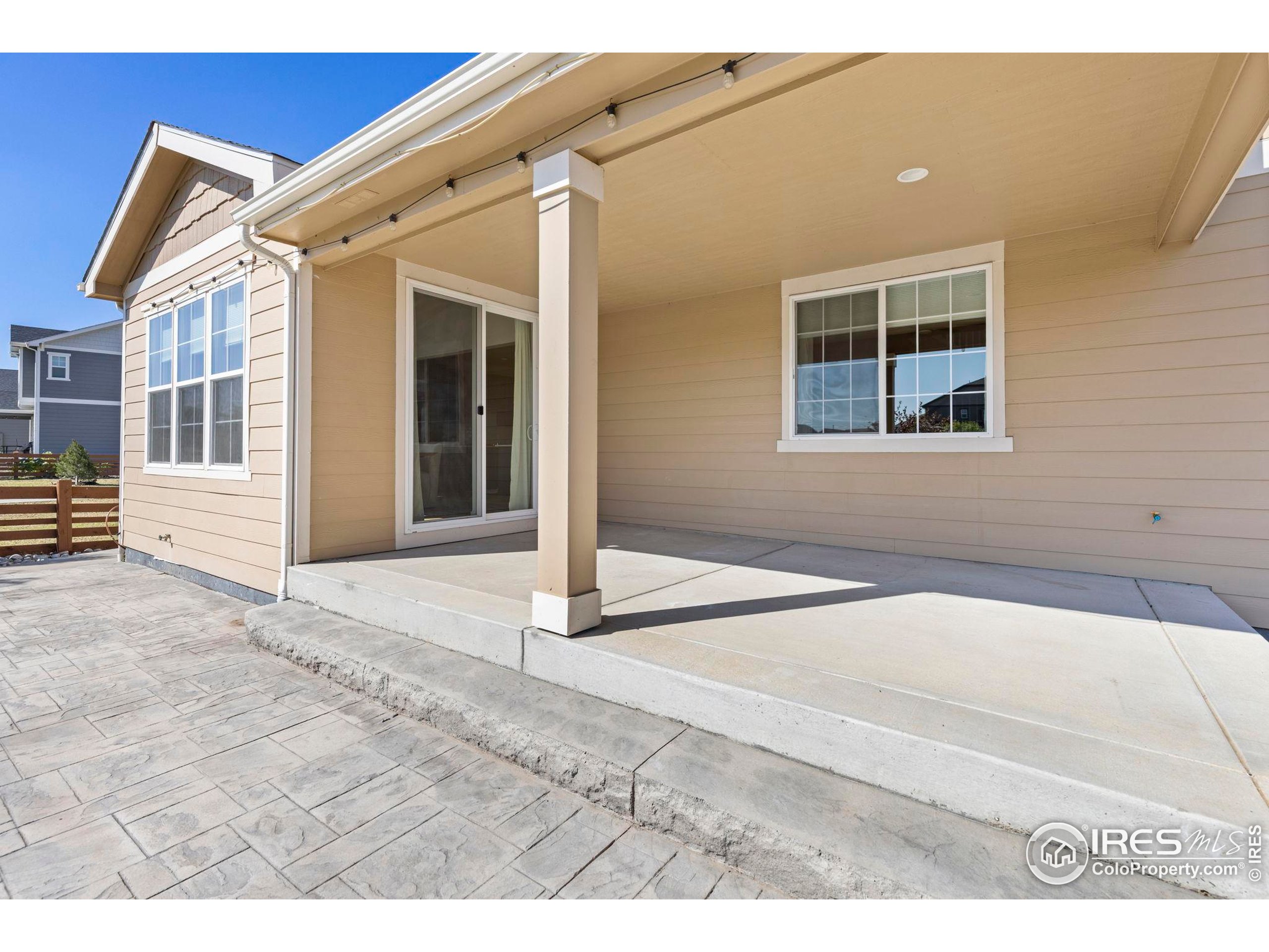 800 Boulder Peak Ave