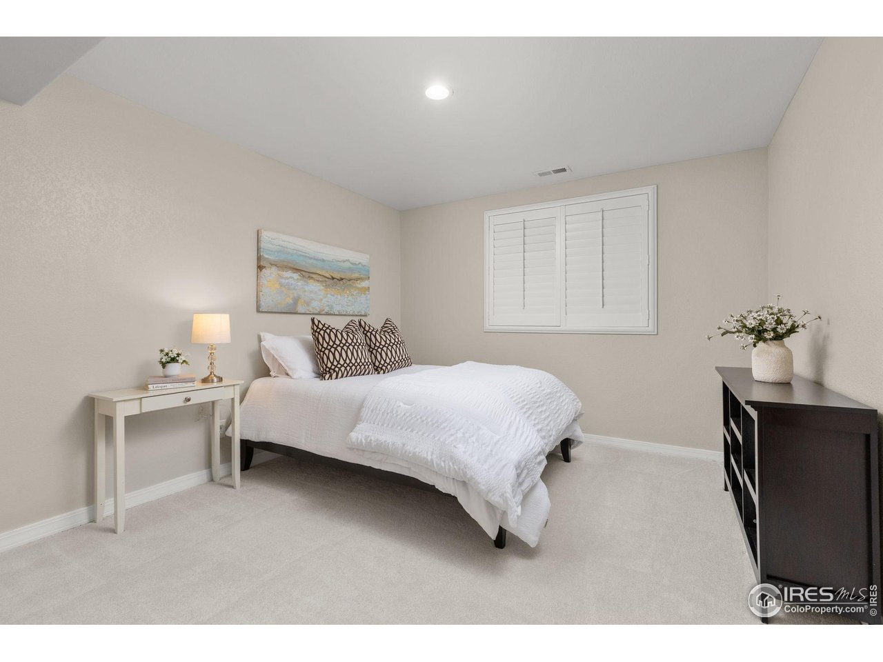 388 Fairfield Ln