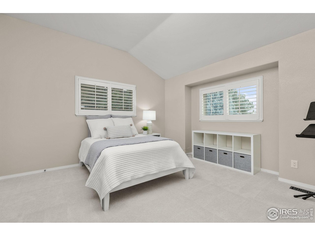 388 Fairfield Ln
