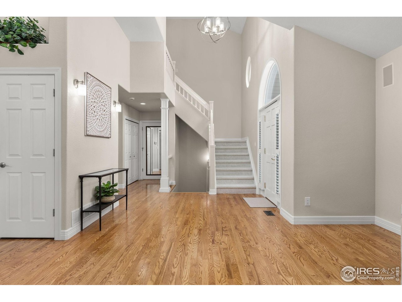 388 Fairfield Ln