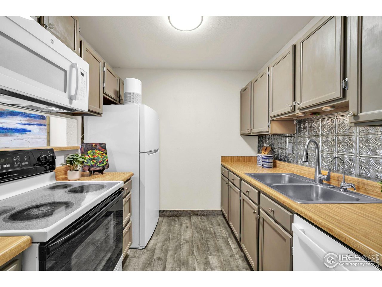 1150 Bacchus Dr 19-A