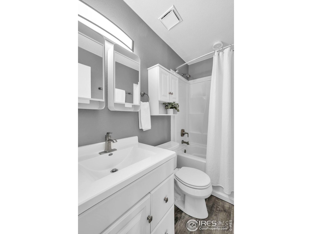 1150 Bacchus Dr 19-A