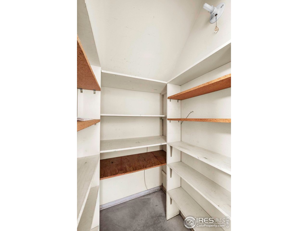 1150 Bacchus Dr 19-A