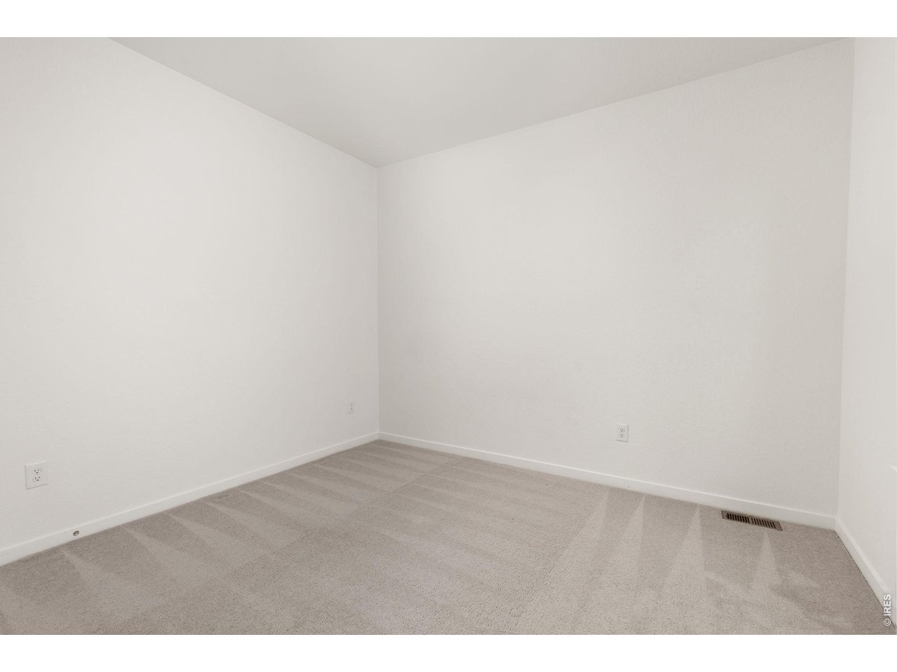 591 Greenville Aly