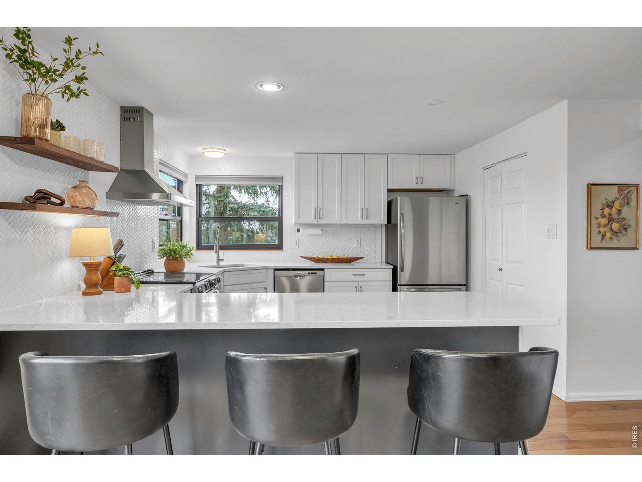 480 Catalpa Ct