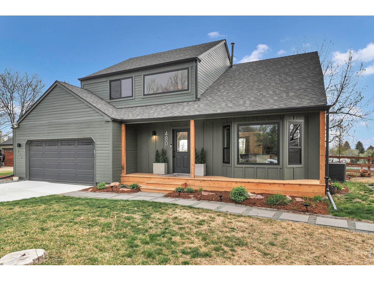 480 Catalpa Ct