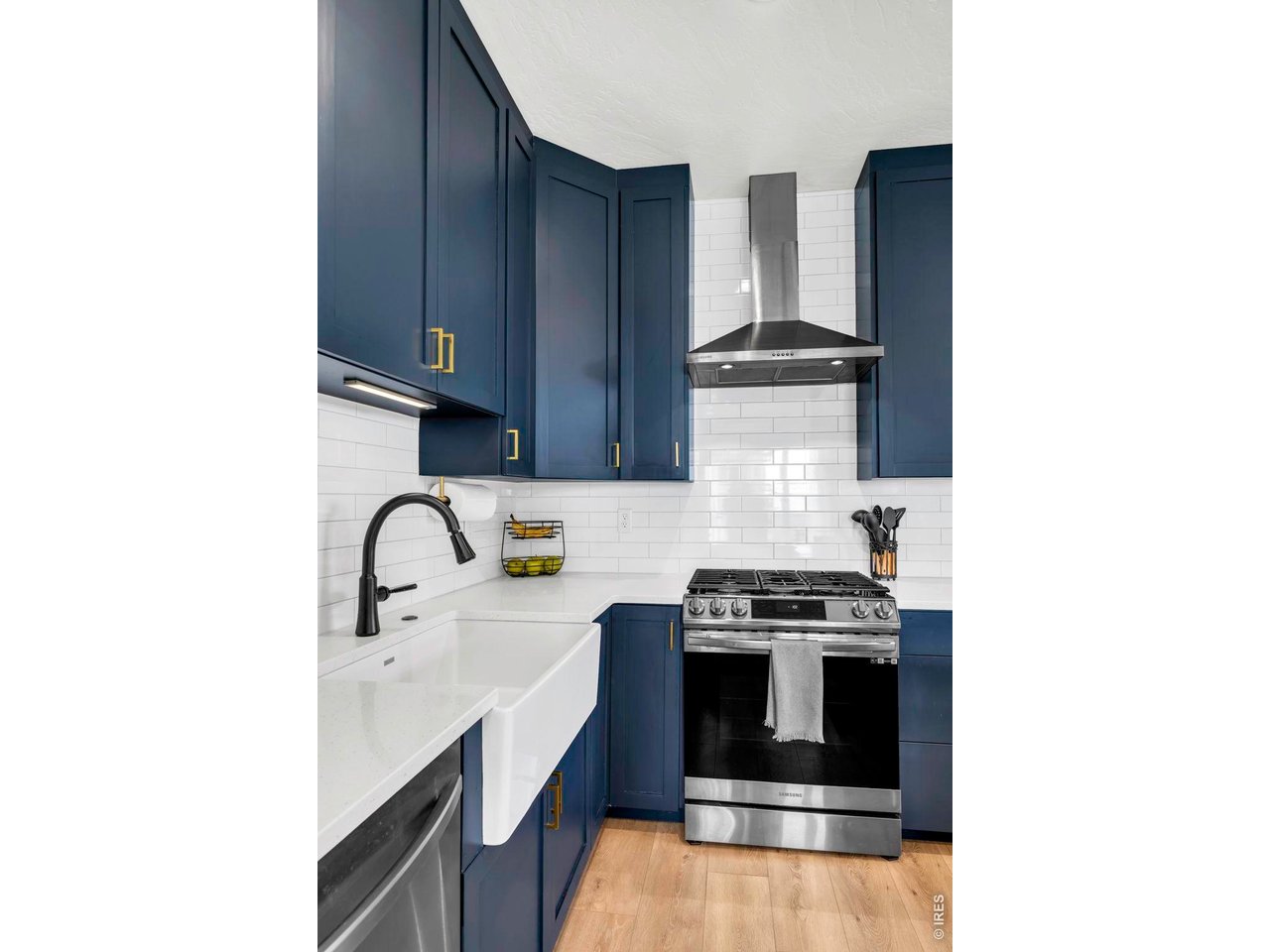 295 Gray Jay Ct