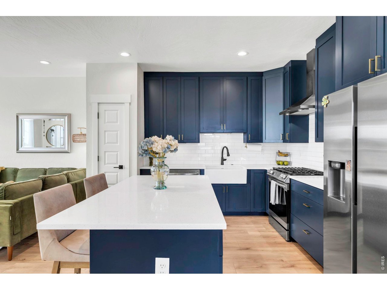 295 Gray Jay Ct