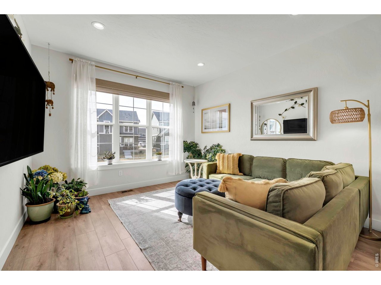 295 Gray Jay Ct