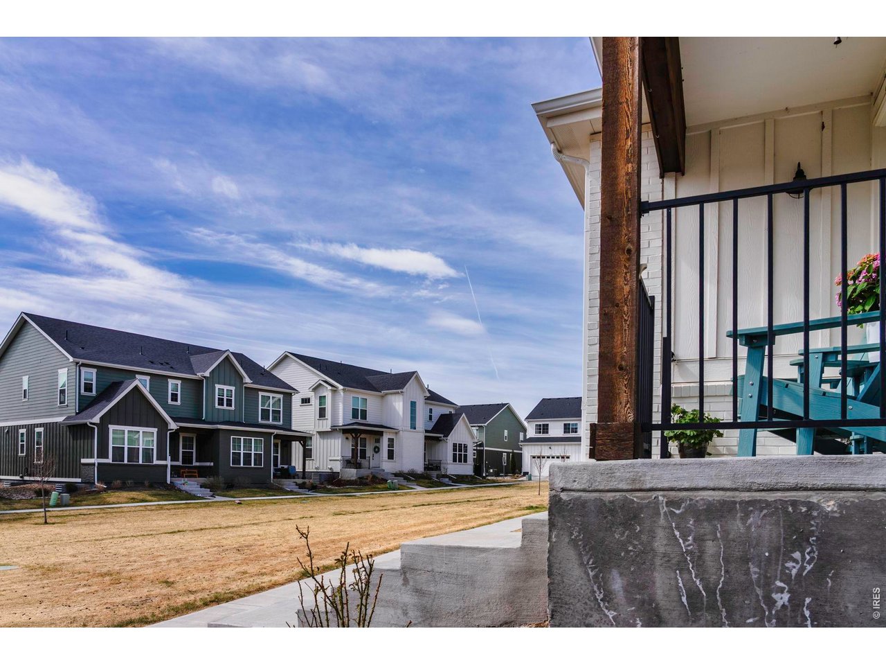 295 Gray Jay Ct