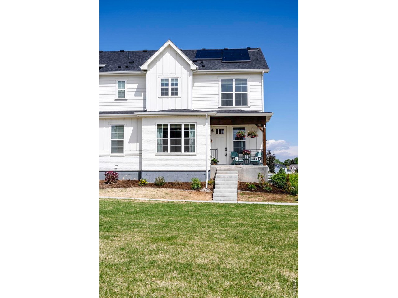 295 Gray Jay Ct