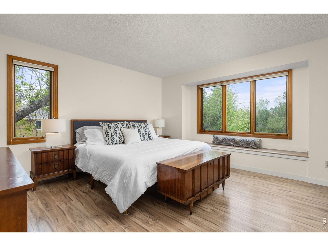 1766 W Choke Cherry Dr