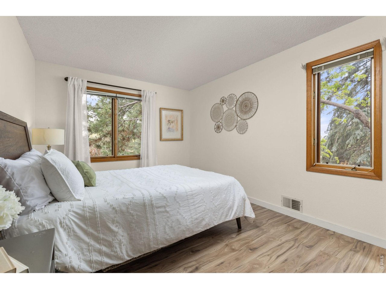 1766 W Choke Cherry Dr