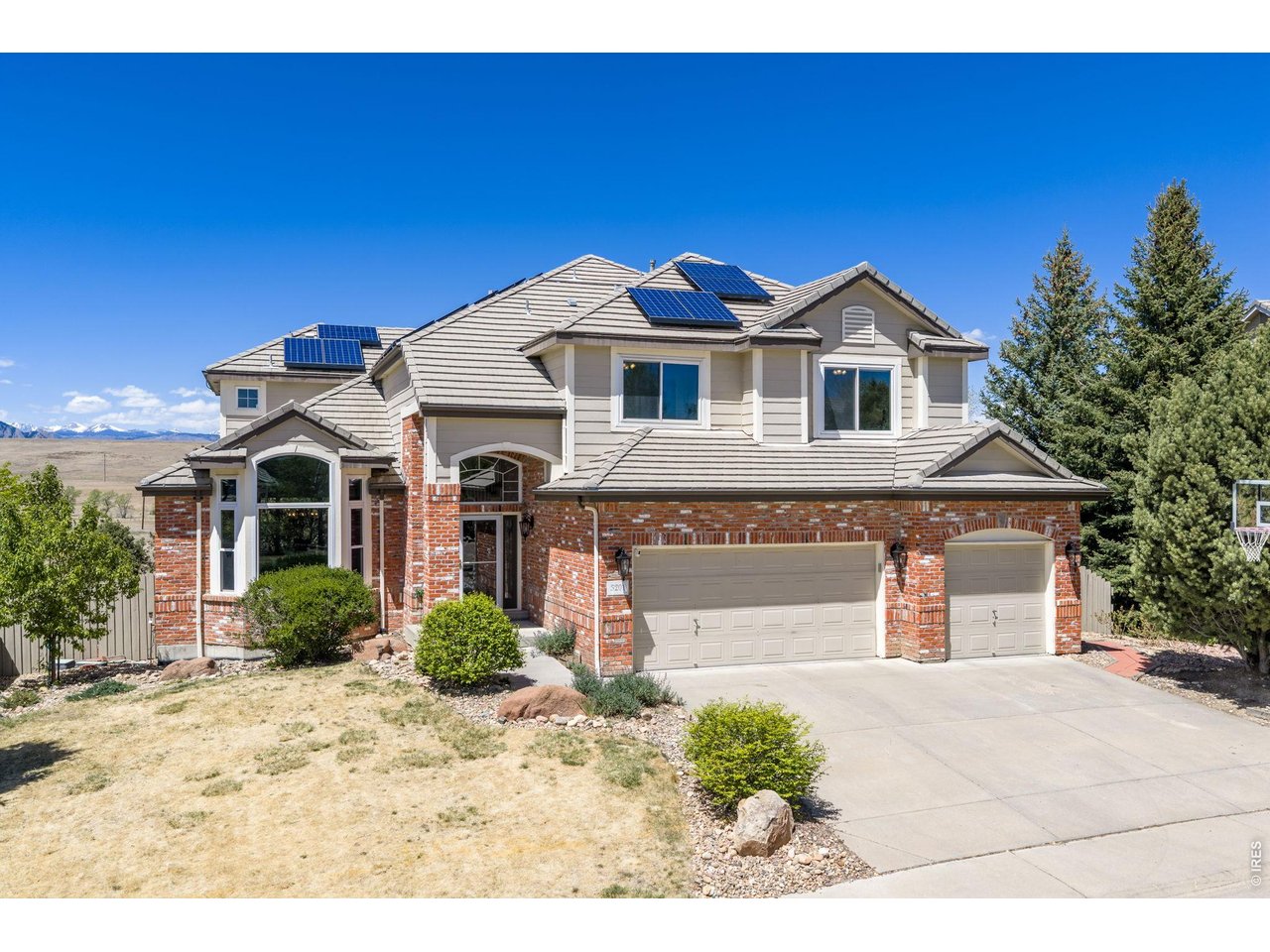3201 W Torreys Peak Dr