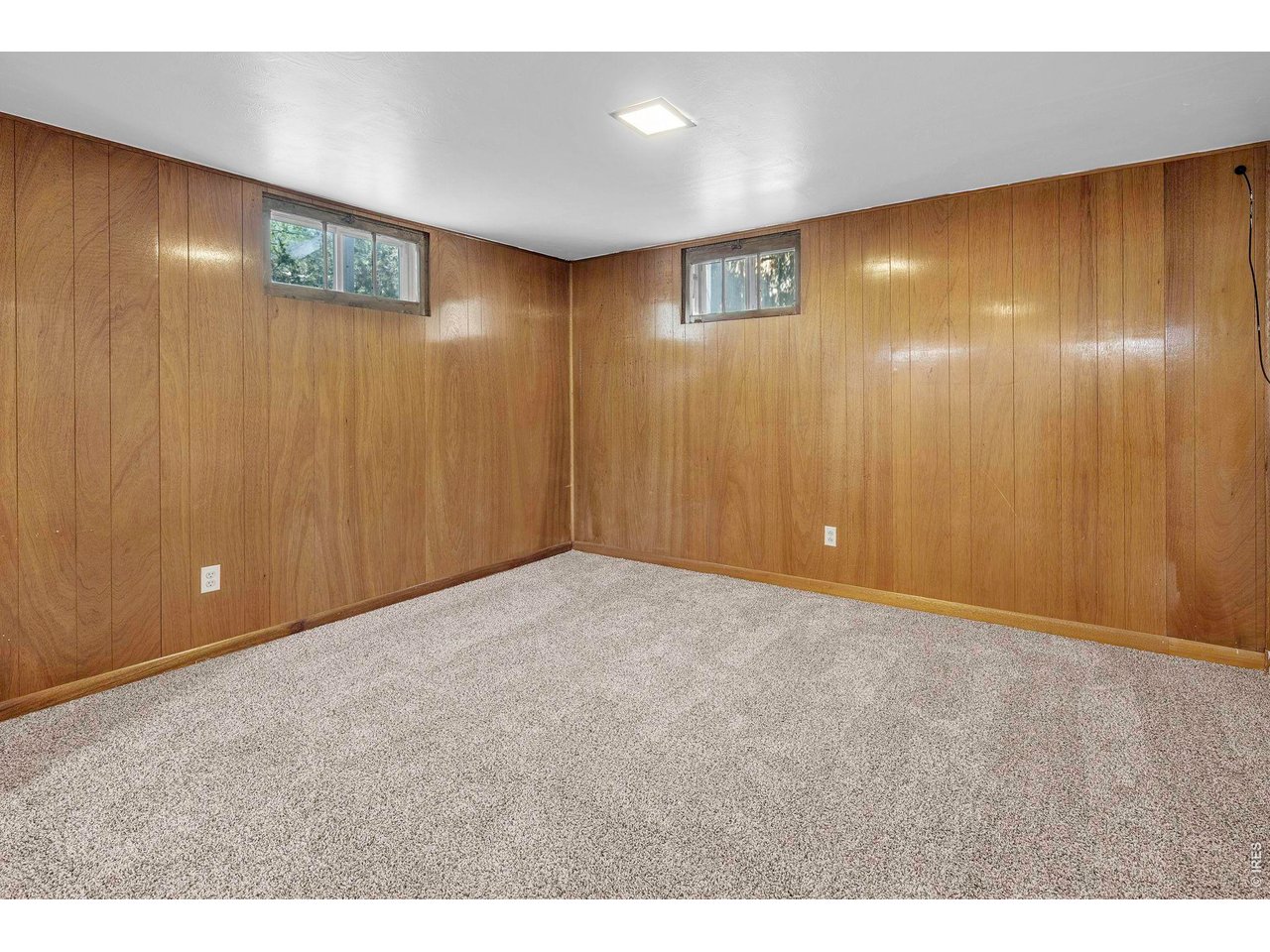 1101 Main St
