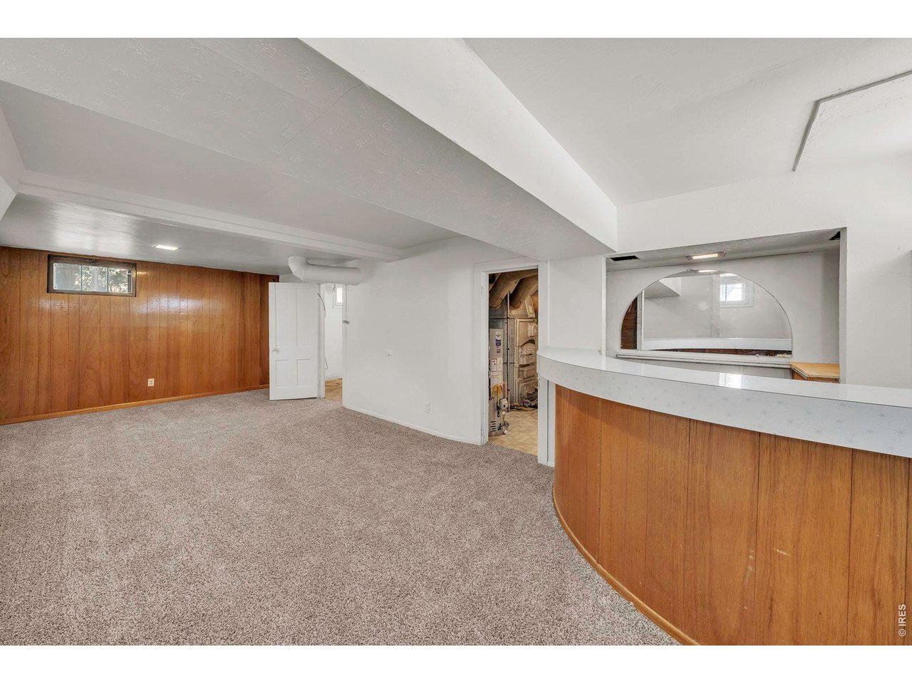 1101 Main St