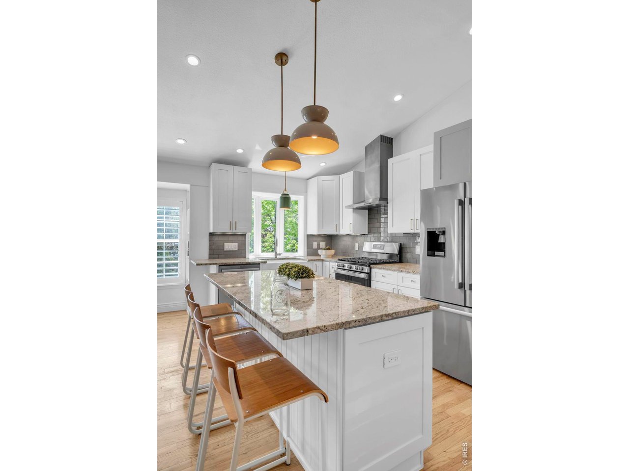 630 W Sandbar Cir