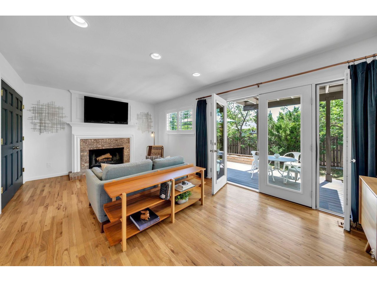 630 W Sandbar Cir