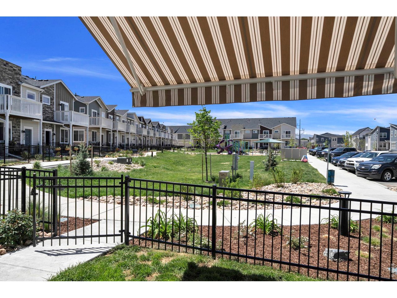 2718 Bear Springs Cir