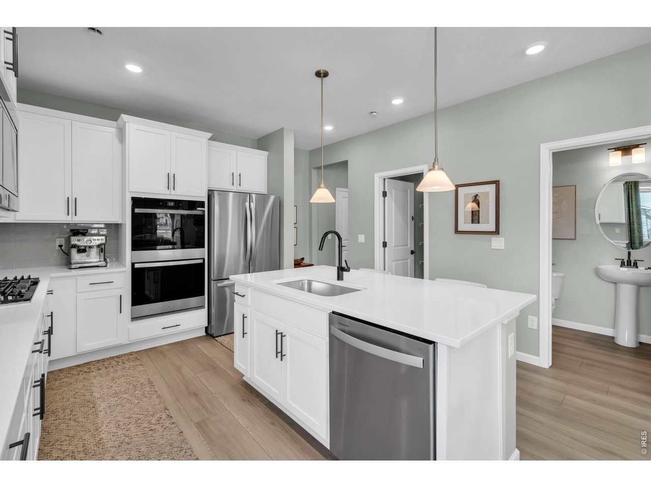 2718 Bear Springs Cir