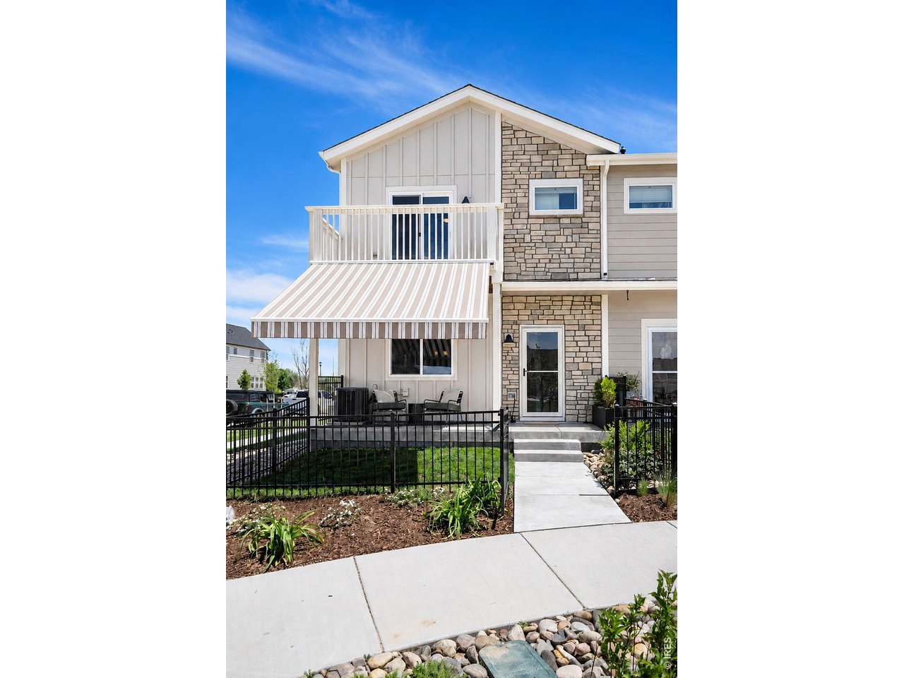 2718 Bear Springs Cir