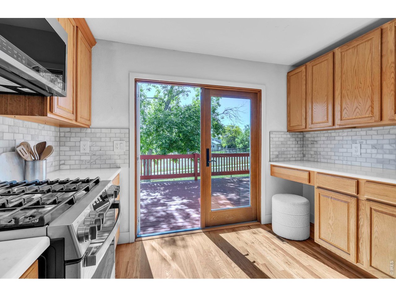 2124 W Centennial Dr