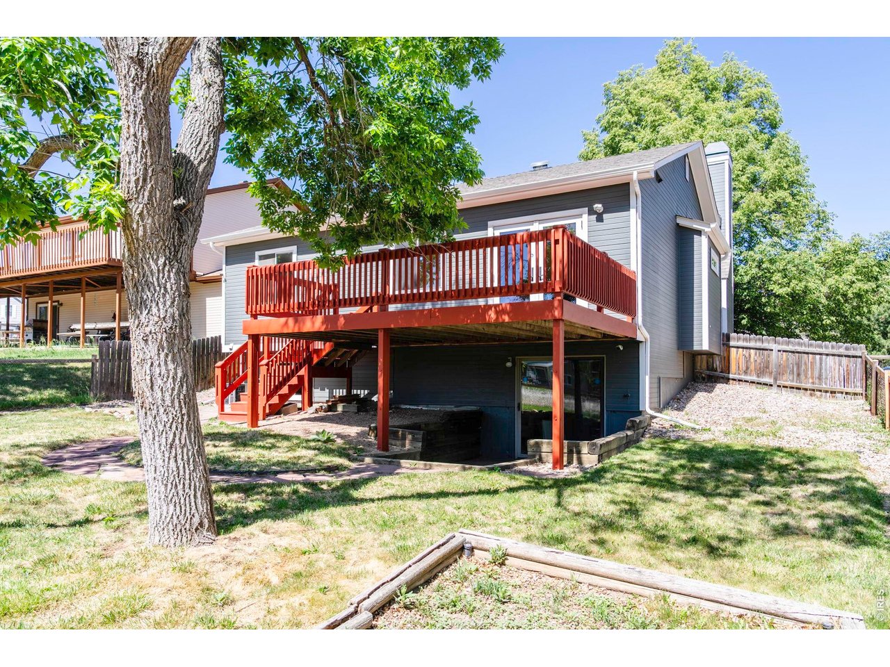 2124 W Centennial Dr