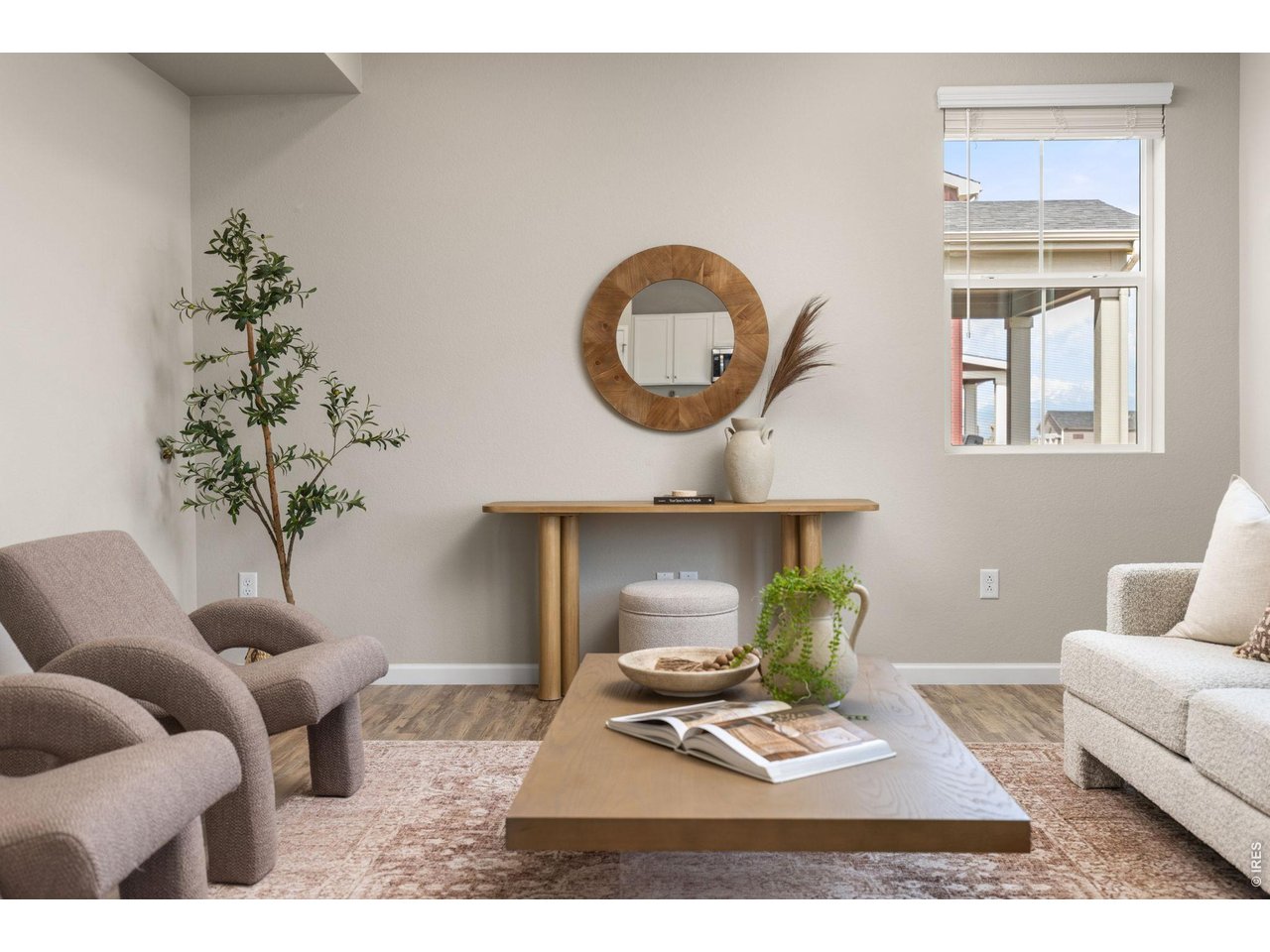 5453 Bauer Dr