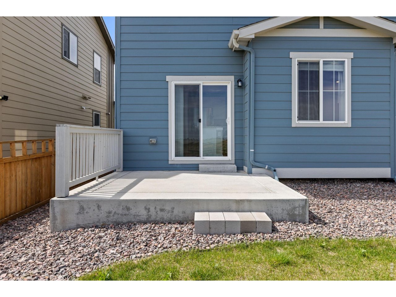 5453 Bauer Dr