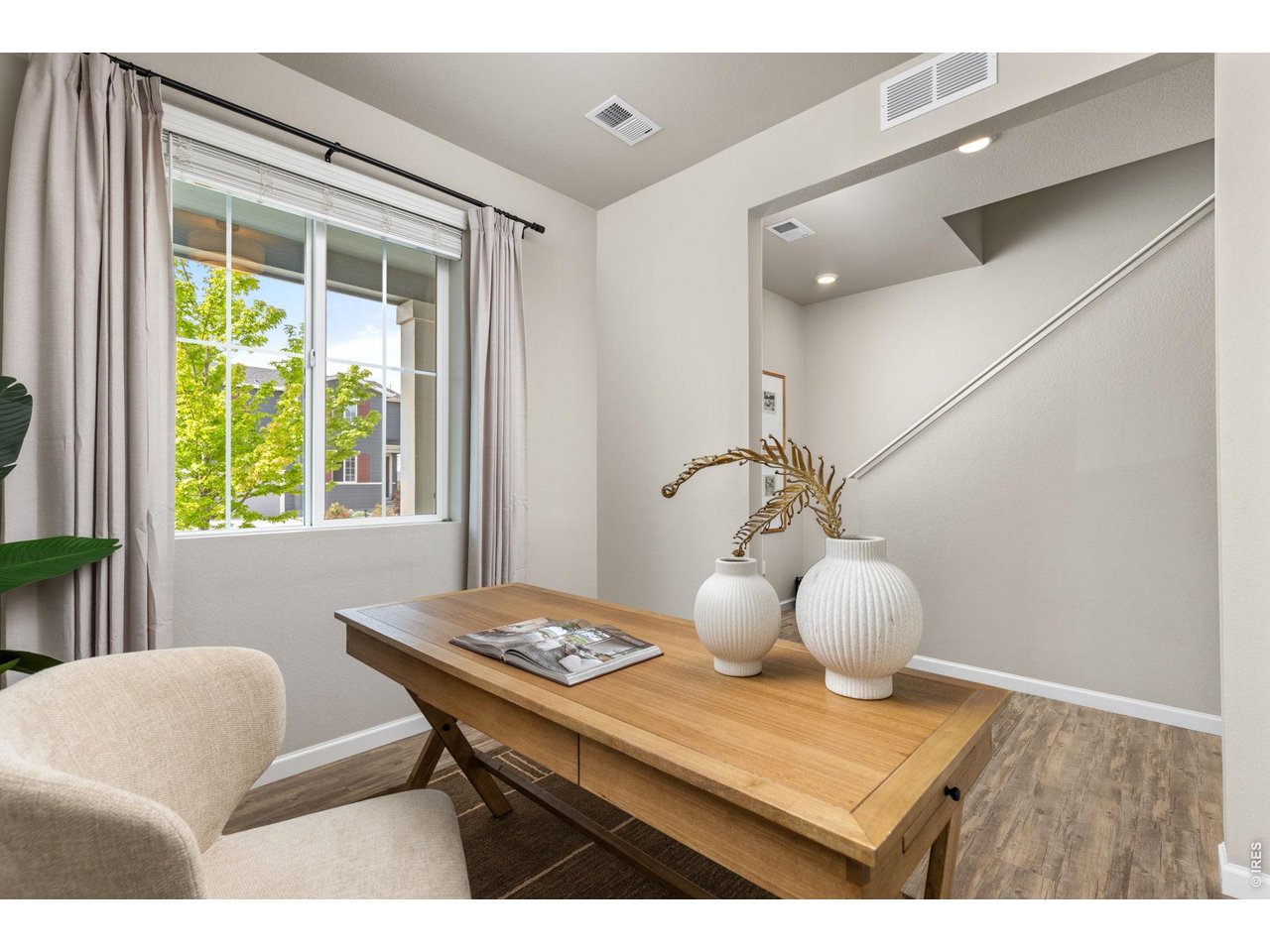 5453 Bauer Dr