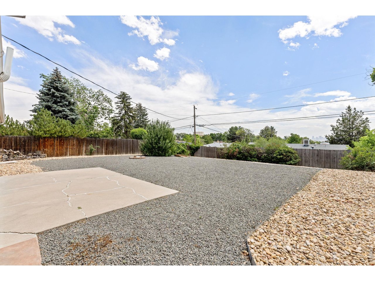 1120 Marigold Dr