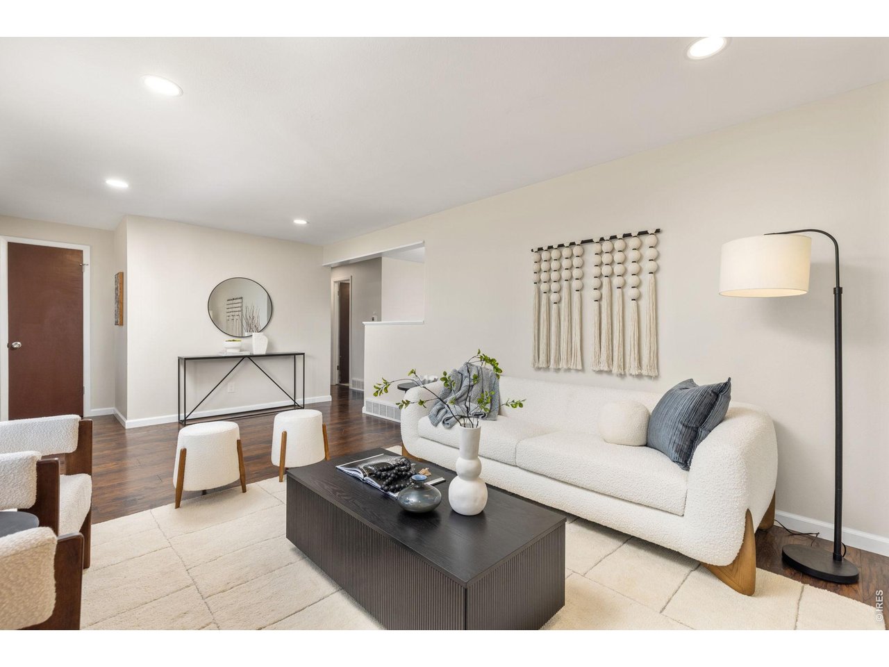 1120 Marigold Dr