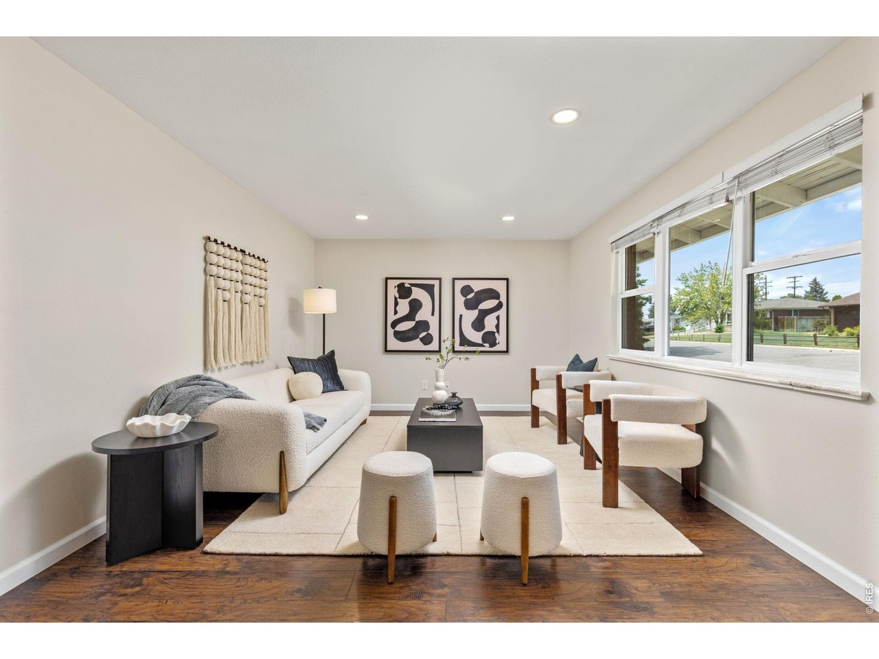 1120 Marigold Dr