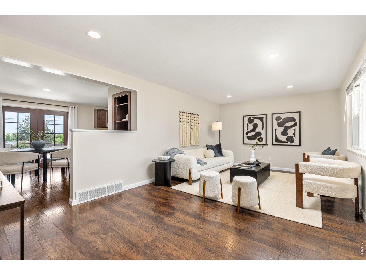 1120 Marigold Dr