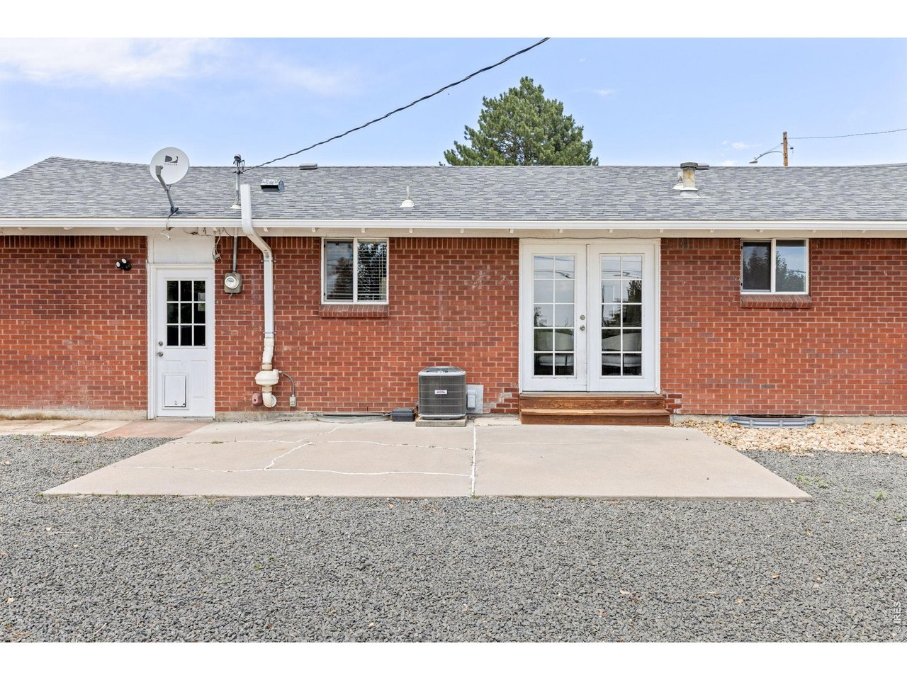 1120 Marigold Dr