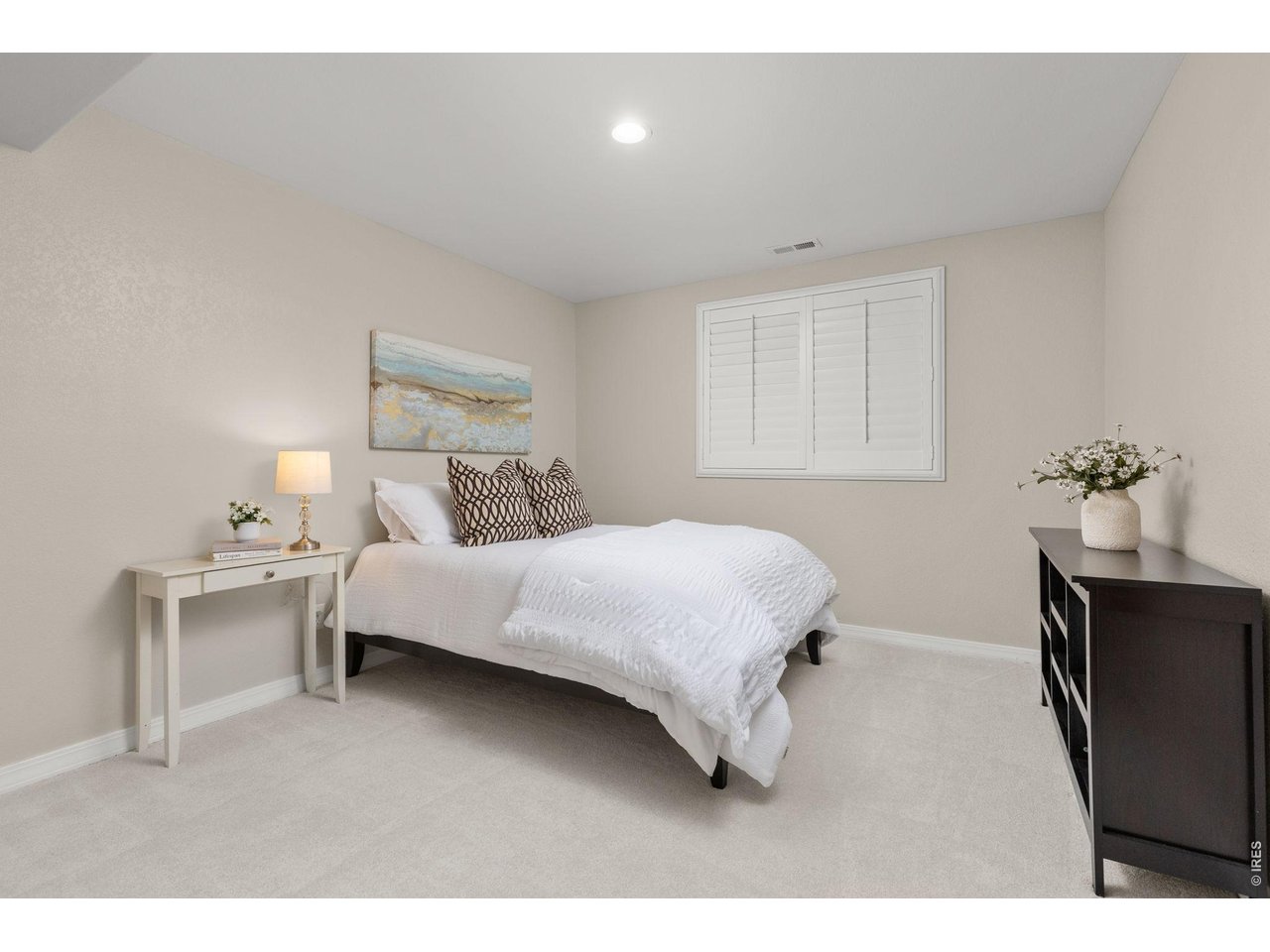 388 Fairfield Ln