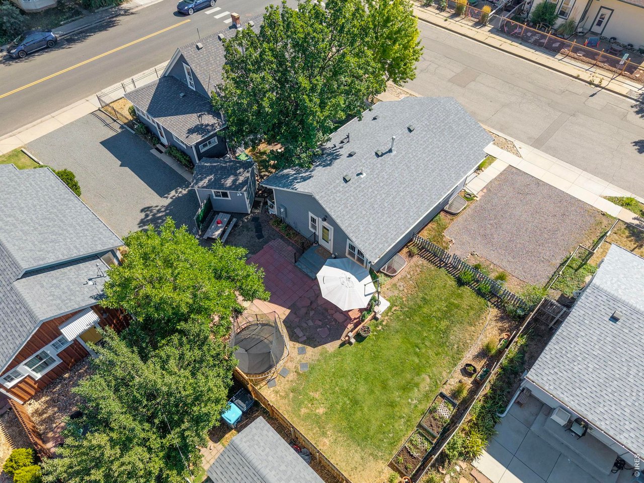 631 La Farge Ave