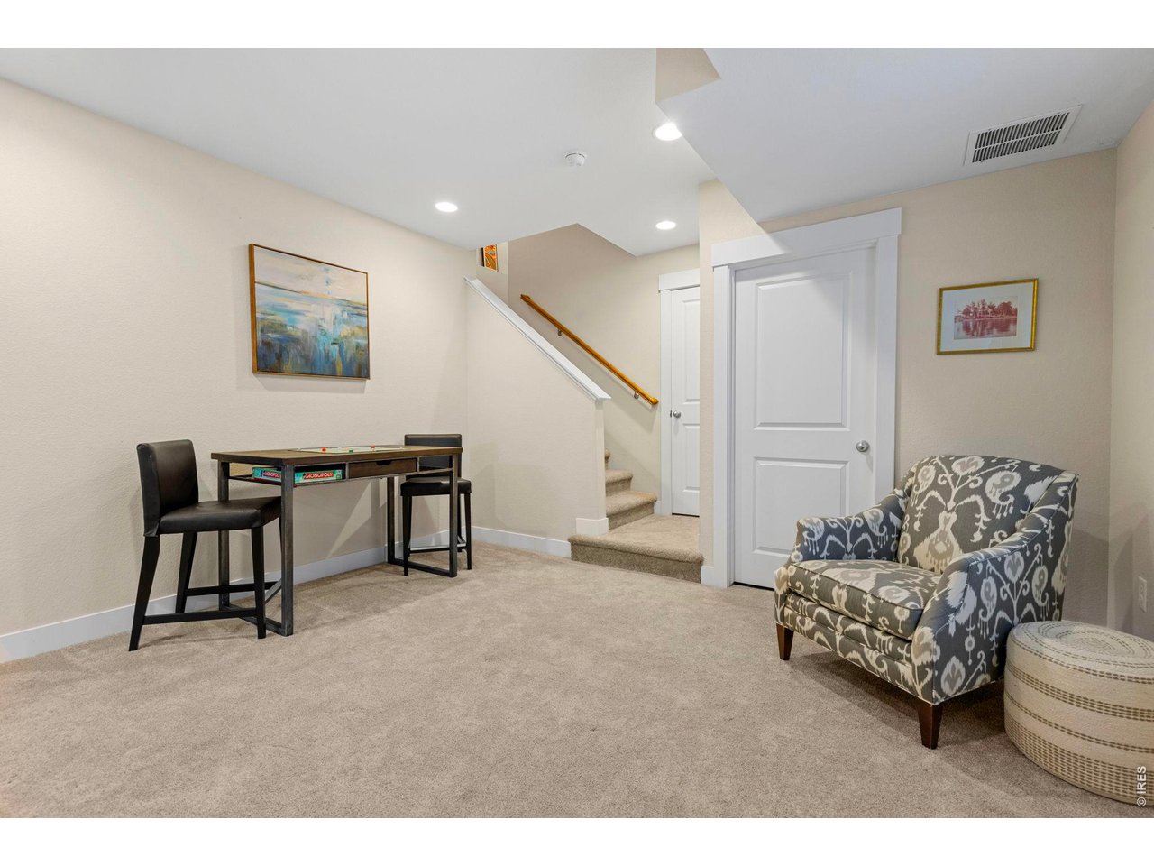 578 Hoyt Ln