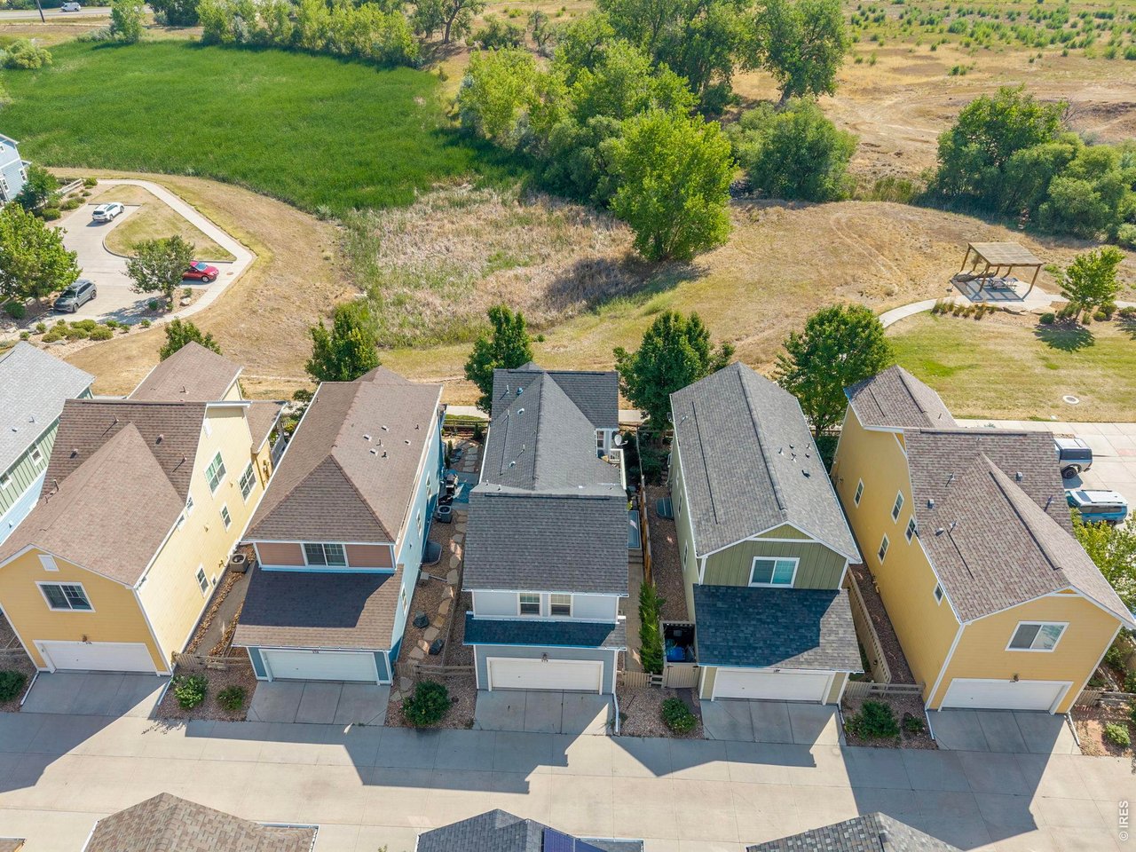 578 Hoyt Ln