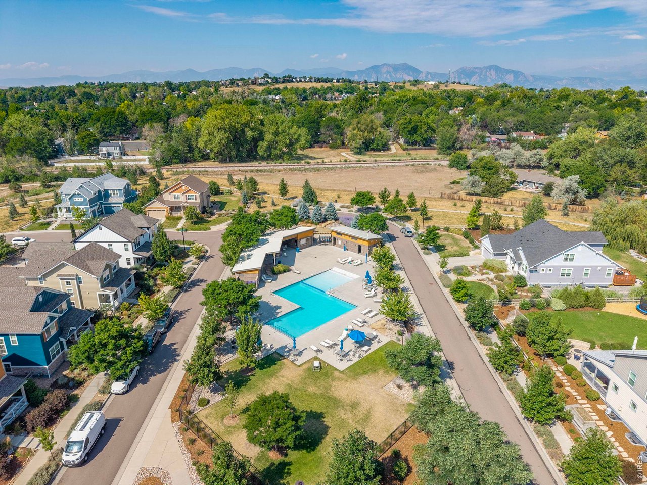 578 Hoyt Ln