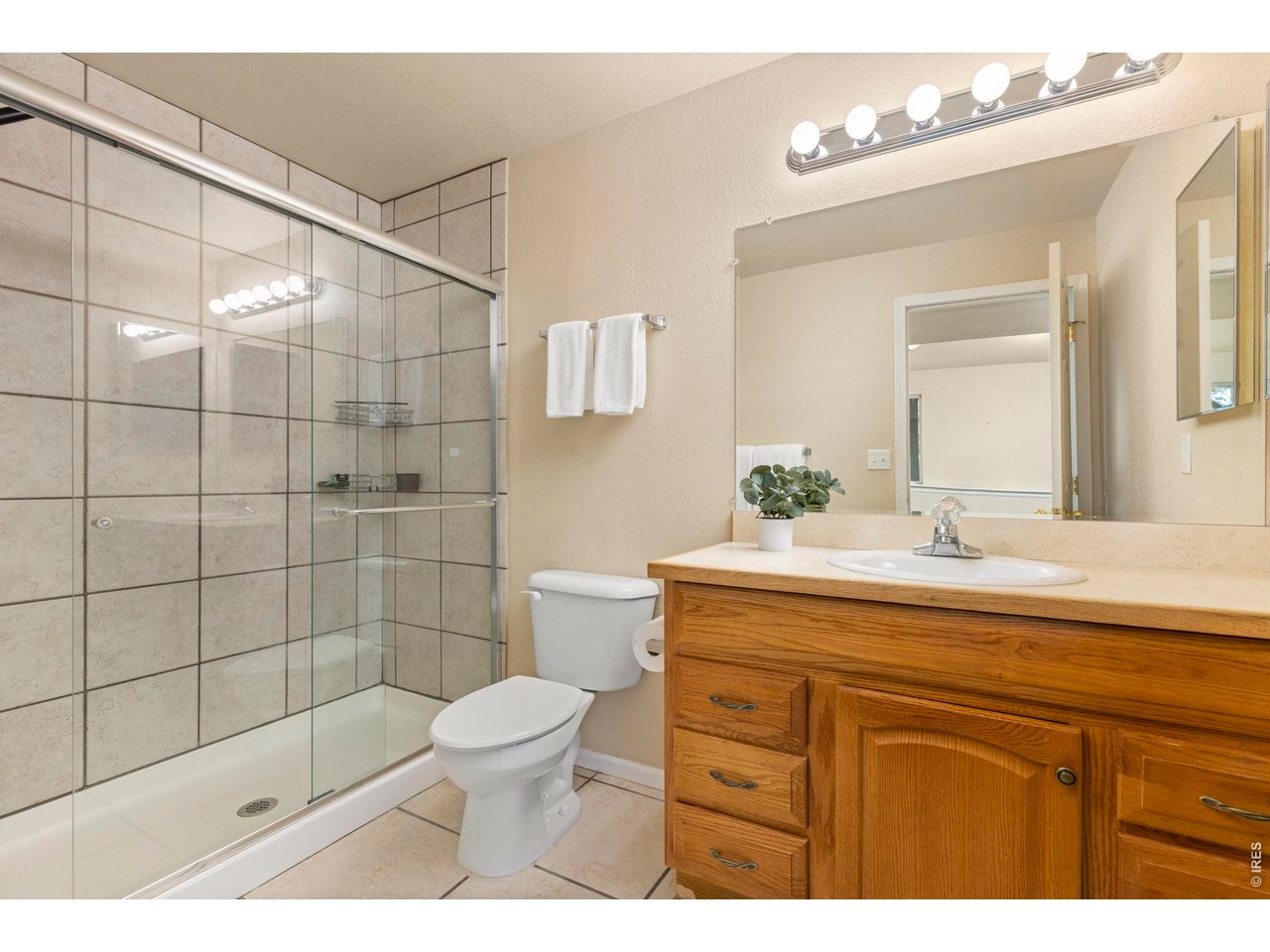 2966 Golden Eagle Cir