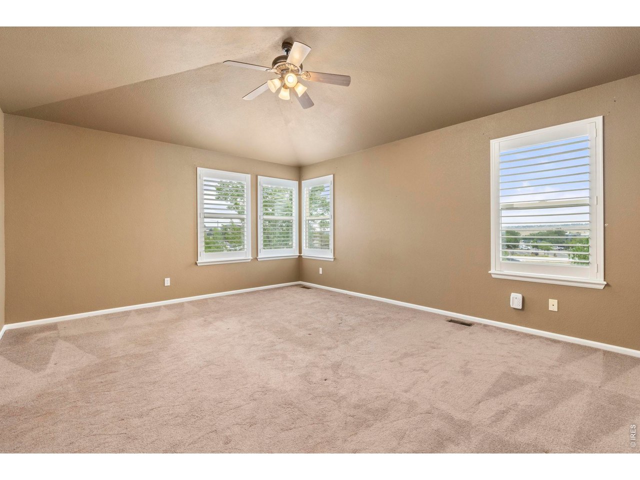 2966 Golden Eagle Cir