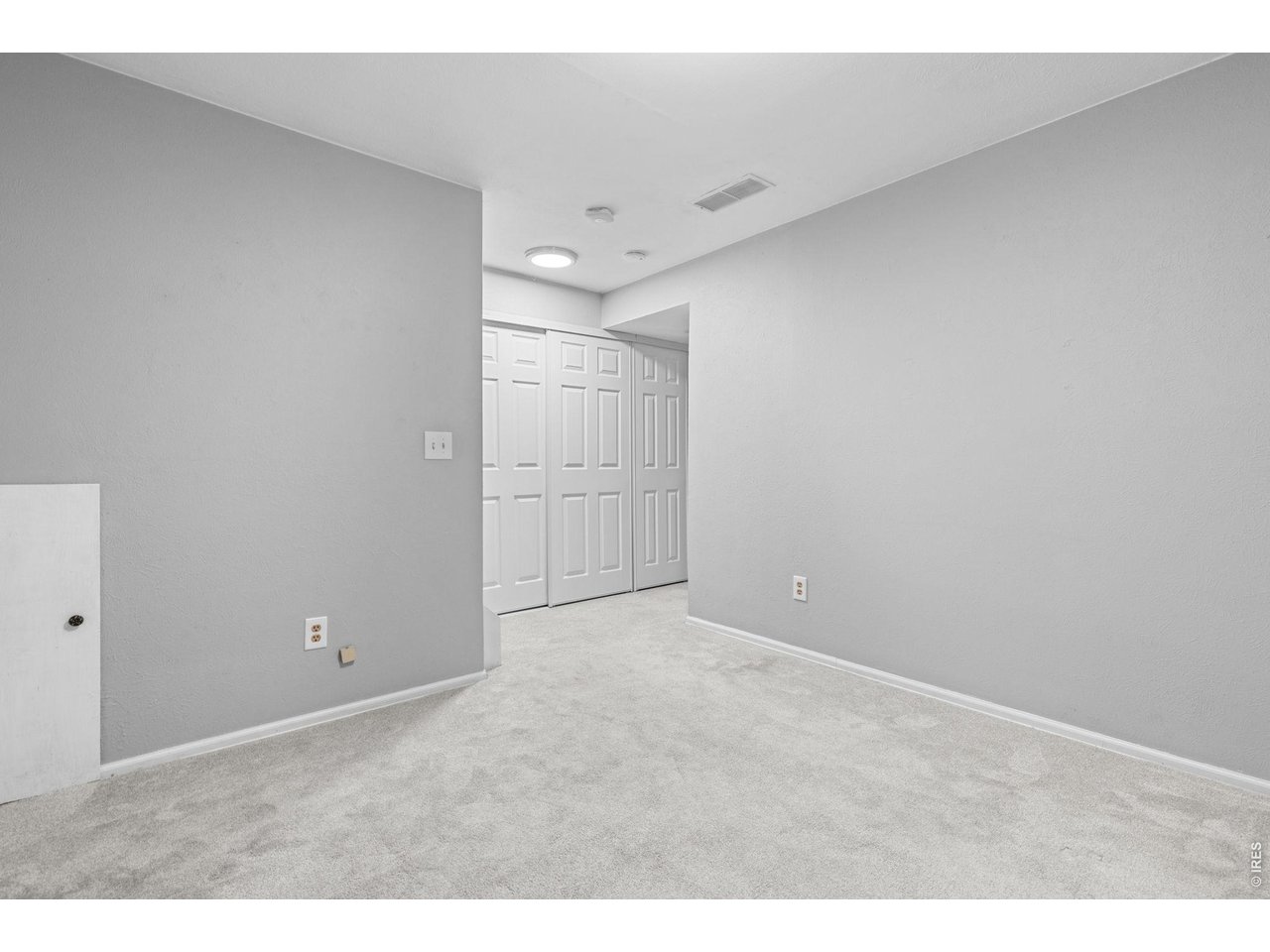 455 W Sycamore Ct